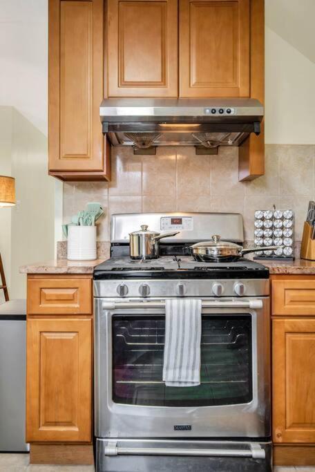 纽黑文Golden Gem In Heart Of East Rock Quiet 3Br Near Dt And Yale公寓 外观 照片